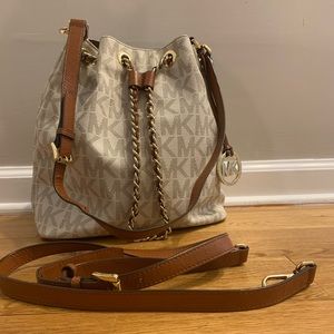 Michael Kors shoulder bag w/crossbody strap